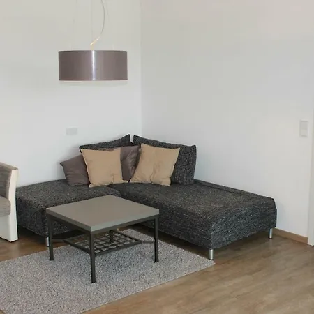 Ferienwohnung Am Schlosshang Lejlighed *